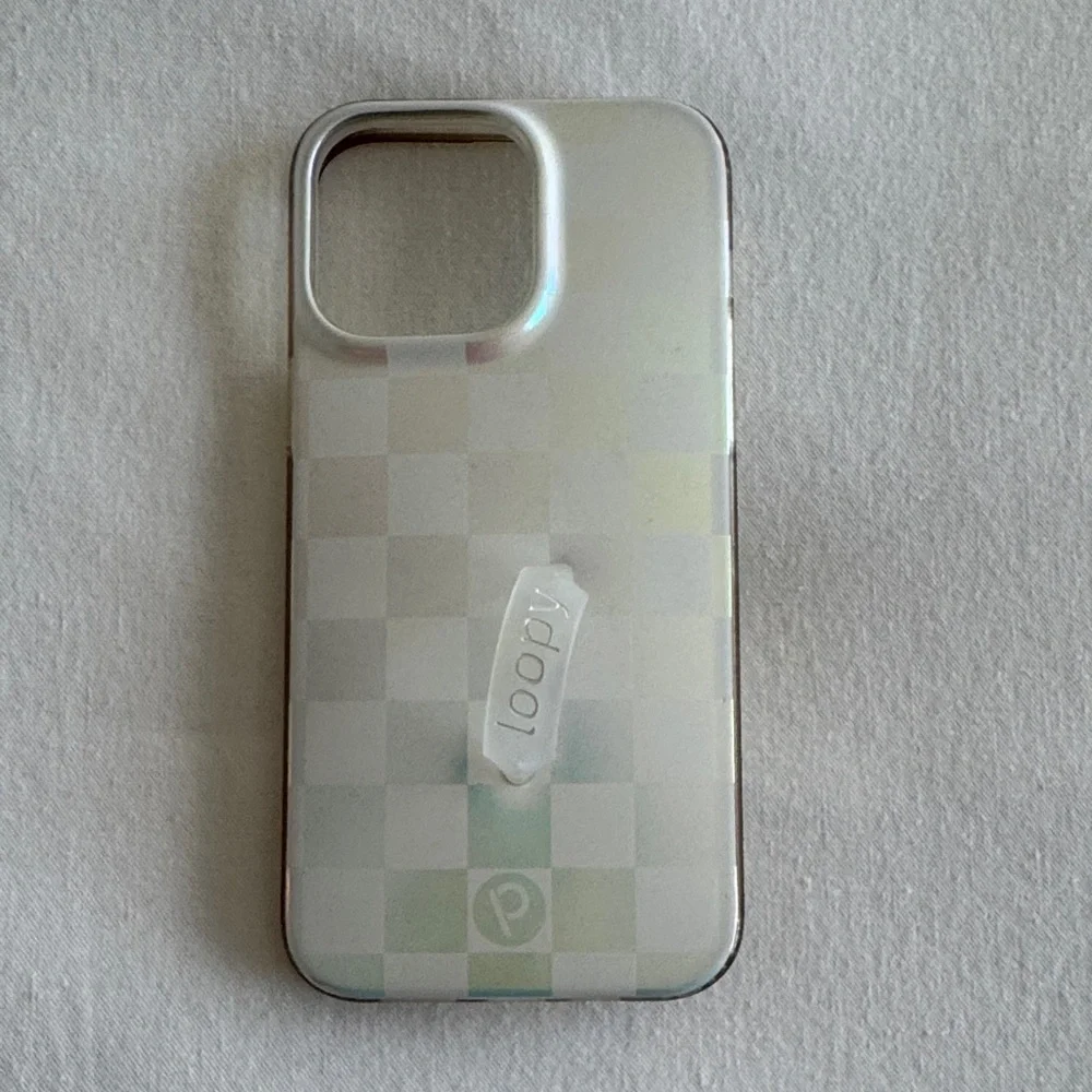 Loopy Case iPhone 14 Pro Max Pearl Checkered Phone Cover